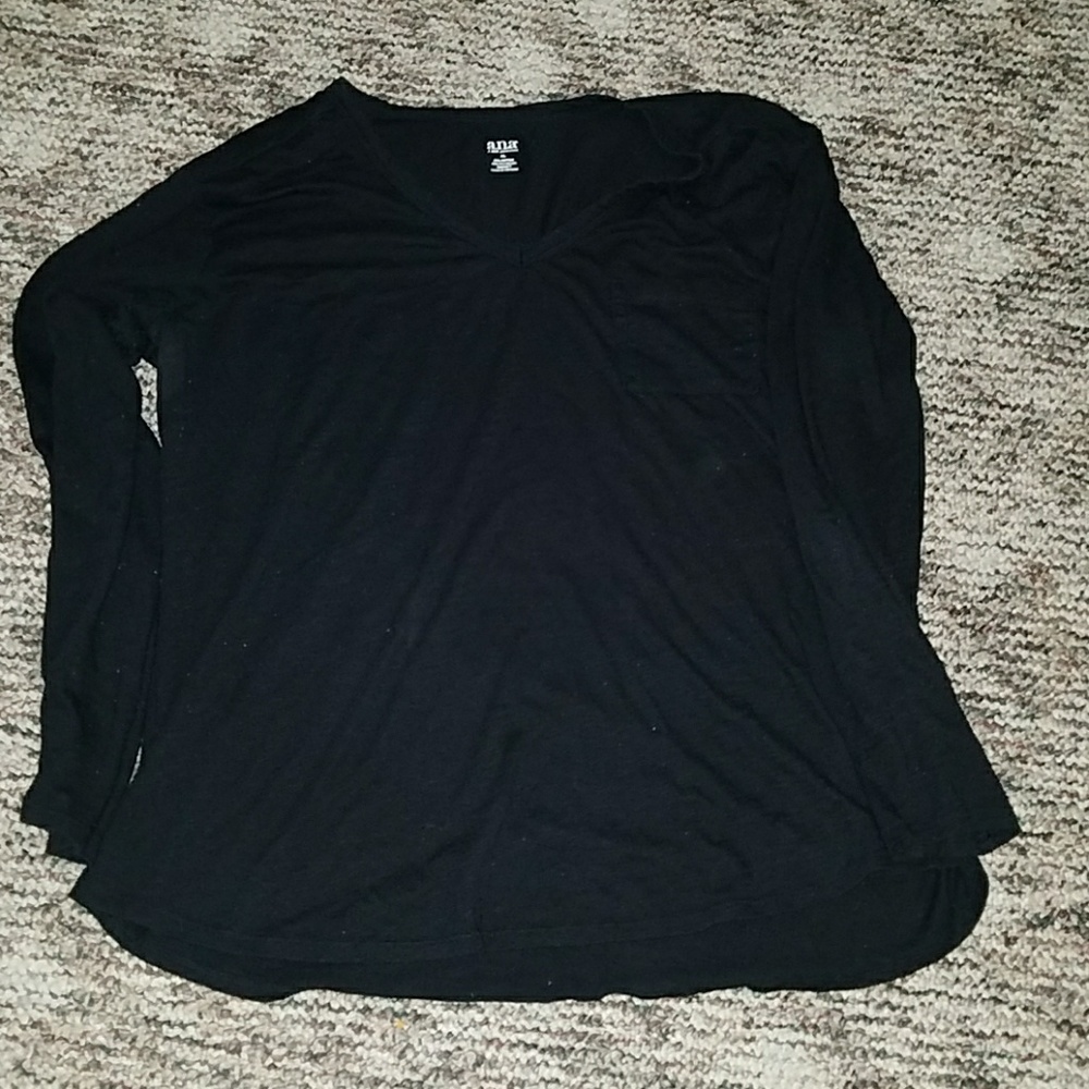 Ana xl high low light weight v neck
